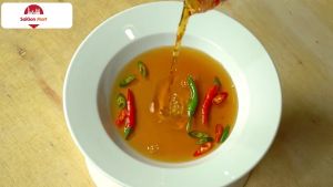 Nam ngu Fish Sauce: Original Flavor & Chilli Garlic Varieties