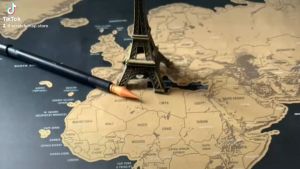 [พร้อมส่ง] Scratch Map Deluxe แผนที่โลกขูด