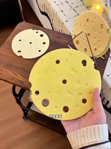 Silicone Heat-resistant Mat Cheese Shape Pot Mat Household Cute Coaster Cup Kitchen Anti-scalding Pads Oil Stain Resistant