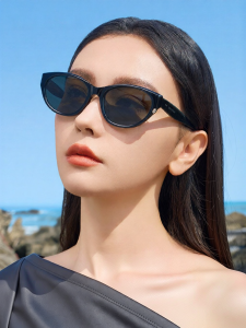 HELEN KELLER | Stylish UV Protection Sunglasses Cat-eye Frame