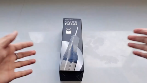 DAMALON Pembersih Gigi Water Flosser 4 Mode Irigasi Mulut Nirkabel Portabel Isi Ulang 300ML Benang Gigi Dentel Elektrik dengan Kekuatan DIY Pilihan Pembersih Benang Gigi Perjalanan Tahan Air IPX7 untuk Rumah Perjalanan