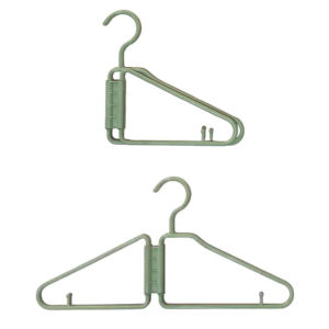 ไม้แขวนเสื้อพับแบบพกพาในครัวเรือนมัลติฟังก์ชั่ไม้แขวนเสื้อกันลื่นของขวัญปฏิบัติสําหรับครอบครัวเพื่อน