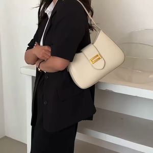 Baggie (Ready Stock) French Niche Women Bag Fashion Simple Armpit Bag Ins Fashion Versatile Handbag Shoulder Travel Bag