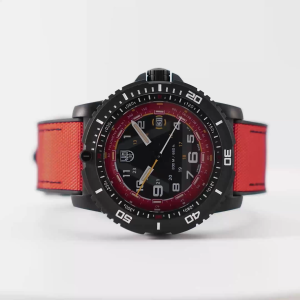 Luminox 1095 Limited Edition ICE-SAR Outdoor Explorer Watch 45 mm - Jam Tangan Pria