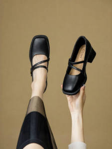 Josiny | French Vintage Style Match-with-Anything Coarse Heel Womens Shoe