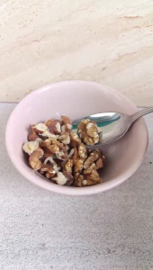 Raw Walnut Kernels / Kacang Walnut Mentah 1 kg 500 gram 250 gram 100 gram