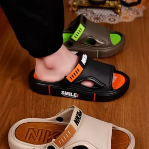 จำเป็นในการเดินทาง แฟชั่นกลางแจ้งผู้ชายลากพื้นหนา ลื่น สำหรับขับรถโดยเฉพาะ[ส่งเร็วพิเศษ!]