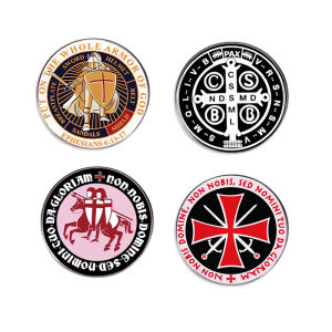 Knights Templar Brooch Temple Knights Cross Pin Metal Badge Mens Clothes Bag Accessories Friends Jewelry Gift Wholesale