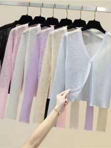 เสื้อคาร์ดิแกนถักไหมน้ำแข็งคอวีสำหรับผู้หญิง แขนยาว ทรงบาง ฤดูร้อน 2024 เสื้อคลุมปรับอากาศแบบใหม่ เสื้อผ้าทำงาน แขนยาว ปกติ
