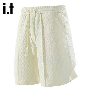 izzue | Loose Casual Straight Shorts For Summer With Embossed Design
