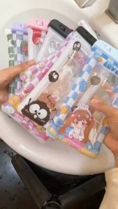 S ซองกันน้ำเล่นสงกรานต์ ซองมือถือกันน้ำ ลอยน้ำได้ กันน้ำ100% ลายการ์ตูนหน้ารัก เเถมสายห้อยคอ