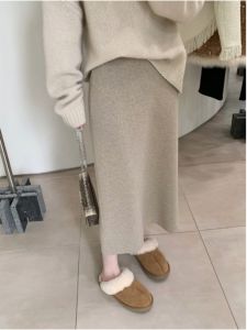 Olive Woolen Knitted Mini Skirt High Waist Straight Cut Warm Commute Fashion for Women Petite Berkeley Style Autumn Winter