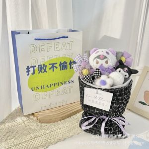 Bó hoa gấu dâu hoa gấu bông