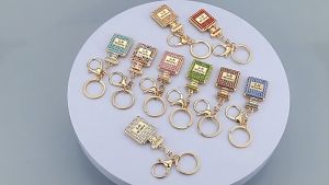 Gantungan Kunci Bentuk Botol Parfum / Gantungan Tas / Gantungan Kunci Unik Lucu Elegan / Gantungan Kunci Rumah Model parfum / Perfume Bottle Keychain Key Holder & Key Ring Holder Gift Men Women Bag Souvenir Keyring Porte clef Car Pendant