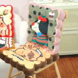 🔥สินค้าใหม่🔥เบาะรองนั่งเก้ากี้ ขนฟูซีรีส์สุนัขน่ารัก ฤดูใบไม้ร่วงฤดูหนาว หมอนโซฟา แบบนิ่ม หนาพิเศษ ลายการ์ตูน คาปิบาร่าสี่เหลี่ยม