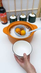 2 in 1 Kitchen Ladle Soup Spoon Filter Colander Long Handle Spoon Creative Spoon Strainer Spoon Senduk Sup 二合一厨房汤勺长柄塑