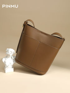 Womens Bucket Bag 2023 Autumn Winter Fashion Large Capacity Single Shoulder Crossbody Bag Commuting Small Basket Bag