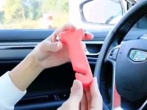 2 in 1 Car Glass Window Breaker Glass Breaker Safety Escape Emergency Hammer Seat Belt Cutter