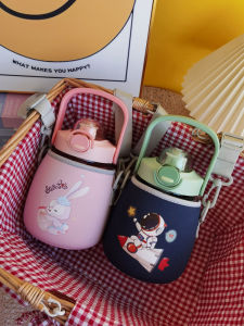 Fuguo ที่ใส่แก้วน้ำแบบมีหูหิ้วขนาดใหญ่ ขวดน้ำเก็บความร้อนความเย็น สายคล้อง ผู้หญิง กระเป๋าใส่แก้วแบบสะพายข้างสำหรับเด็ก 900 1000 มล