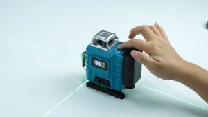 เลเซอร์ ระดับ เครื่องวัดระดับเลเซอร์ 8/12/16 เส้น เลเซอร์วัดระดั ระดับน้ำเลเซอร์ จอแสดงผล LED เส้นบางแสงที่แข็งแกร่งที่มีความแม่นยำสูงกลางแจ้ง เครื่องวัด ปรับระดับอัตโนมัติภายใน 3° แหล่งกำเนิดแสง LD นำเข้าจากประเทศเยอรมนี กันน้ำ กันฝุ่น และป้องกันการหล่น