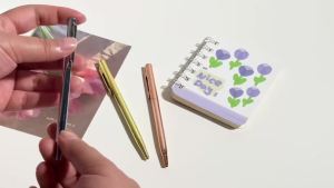 Bút Bi Kim Loại Có Thể Thu Vào Viết Mượt Mà Bút Văn Phòng Quà Tặng Doanh Nghiệp Sáng Tạo Dành Cho Nam Và Nữ Chữ Ký Thanh Lịch Điểm 1.0mm