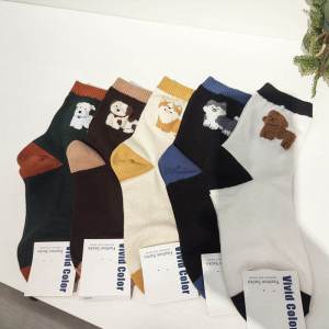 South Korea Dongdaemun Import Cartoon Velvet Doodle Cute Puppy Fashion Minimalist Autumn New Arrival Ladies Middle Tube Cotton Socks