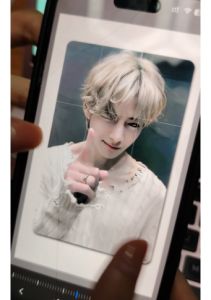 เคป็อปไอดอลแบบทำมือเคสโทรศัพท์หน้าจอ AI เคสโทรศัพท์หมึกสมาร์ทเอนเอฟซีเคสโทรศัพท์สำหรับ iPhone BTS สีชมพูดำ ILLLT ENhypen RIIZE Straykids Wonive Young เคสโทรศัพท์ S