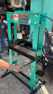 PRESS HYDRAULIC / ALAT PRES HIDROLIK LAHAR BEARING 50 TON 50T WIPRO