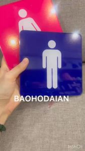 Biển báo mica chỉ dẫn nhà vệ sinh nam nữ KT15x15cm