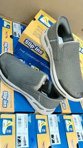 Giày thể thao skechers Gowalk Untra Hands Free Slip On Arch Fit Cho nam Giày đi bộ cho nam chất liệu nhẹ thoáng khí êm chân hàng dư xịn full box