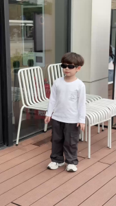 Áo thun trắng cho bé trai tay dài phối túi ngực họa tiết khủng long size 9 tới 28kg BERNIE T0725A56