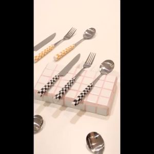 Hee Do Checker Cutlery/Sendok Garpu Pisau Korea Motif Kotak-Kotak Catur Aesthetic/Spoon Fork Knife Stainless Steel