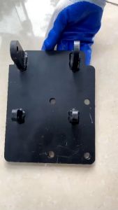 Giá Đỡ Bắt Lốc Lạnh Ô tô Tải Hyundai 2.5 Tấn (Bên Lái) Bát Chân Đế Chính Máy Nén Lốc Điều Hòa Xe tải Huyndai 2.5 Tấn 7PK