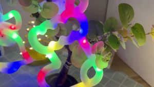 Battery Powered LED Christmas Window Decoration Snowflake Jingle Bell Colorful Suction Cup Light for Home Xmas Holiday Party