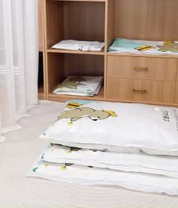 ถุงศูญญากาศ ถุงเก็บสูญญากาศ ใช้เก็บเสื้อผ้าหรือผ้านวม ถุงสูญญากาศ สำหรับเดินทาง ขนาดเสริม: 40x60/60x80/80x100ซม. กันน้ำและกันฝุ่น