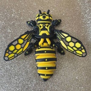 3D Printed Articulated Mechanical Wasp Multi Color Jointed Cyber Hornet Model Steampunk Insect Figurine Desktop Ornament