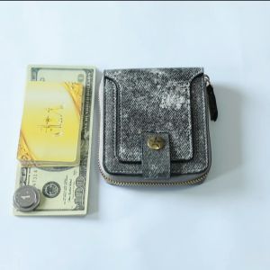 สไตล์ใหม่ ยุโรปและอเมริกา รีเทรอว์แฟชั่น กระเป๋าสตางค์ผู้ชายสั้น ช่องเสียบการ์ดหลาย กระเป๋าสตางค์ 2 พับ