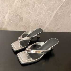 Womens Square Toe Flip-Flops Silver Flip-Flops Summer Outwear Plaid Soft Bottom New Mid-Heel All-Matching Slim Looking Sandals