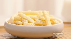 现货MY 来伊份-虾条/鱿鱼卷 188克 香脆海鲜味零食 办公室追剧零食 LYFEN-Shrimp Crackers/Squid Roll 188G