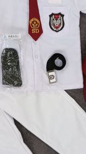 Setelan Seragam Sekolah Putih-Putih Pendek Panjang Laki-Laki SD Kelas 1-6 Topi Merah