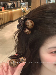 กิ๊บติดผมลายเสือดาวฤดูใบไม้ร่วง/ฤดูหนาว กิ๊บติดผมหางม้าสูง กิ๊บติดผมหางฉลาม กิ๊บติดผมสีแดง ตกแต่งผมแบบครึ่งหัว ของตกแต่งผมสไตล์เกาหลี