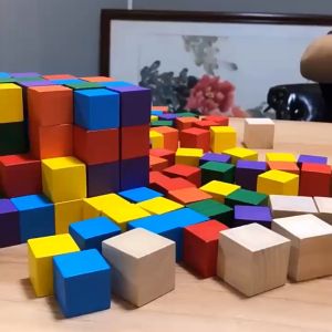 50Pcs Mainan Susun Edukasi 2cm Warna Warni Smart Cube Mainan Melatih Logika Anak