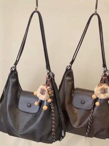 beautywomen กระเป๋าสะพายข้าง หนังPU ดีไซน์สวย รุ่นฮิต ไม่รวมพวงกุญแจ