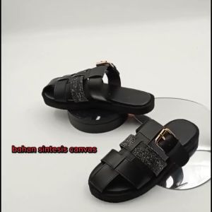 UMMAYASHOP// Sandal Wanita Platform Model Berongsong Korea Kekinian - Sendal Cewek Terbaru 2023 Murah Keren