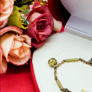 สร้อยข้อมือทองเหลืองโบราณลายคั่นปล้องห้อยจี้หัวใจ ความยาว 5 นิ้ว สำหรับเด็ก งานทองเหลืองแท้ งานดิบไม่ได้ชุบ