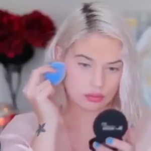 Klik-Beli (PAKET SPECIAL ISI 5 PCS) Spons Telor Blender Mini Make Up Wajah Guci Model Beauty Sponge Telur