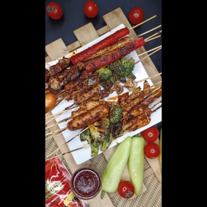 (มีฮาลาล) น้ำจิ้มงาคั่ว รสหม่าล่า ขนาด 800 กรัม ตรา เพียวฟู้ดส์ สำหรับจิ้มเม่นูปิ้งย่าง ชาบู