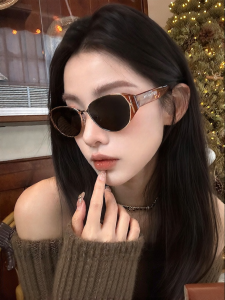 HELEN KELLER | Womens Cat Eye Sunglasses
