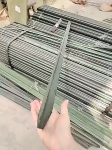 【ฟรีค่าจัดส่ง】Y Post เสารั้วเหล็ก เสารั้วเหล็กหนา (สูง 1.3m 1.5m 1.8m 2.0m 2.5m) เสารั้วตาข่าย เสาล้อมสวน เสารั้วบ้าน เสารั้วเหล็กหล่อสามเหลี่ยม รั้วสวน