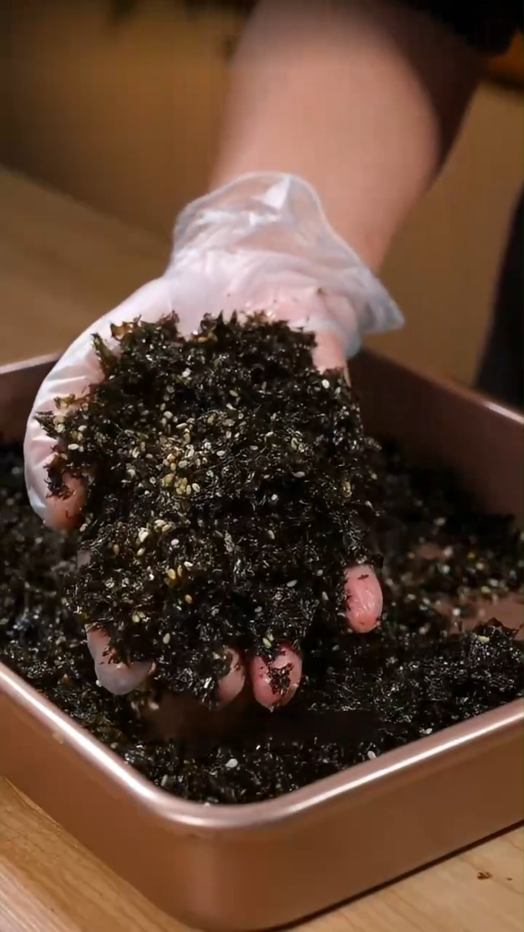 Korean Seaweed Flakes - Crushed Roasted Nori Seaweed Crispy Savory Flavor Resealable & Convenient Storage
